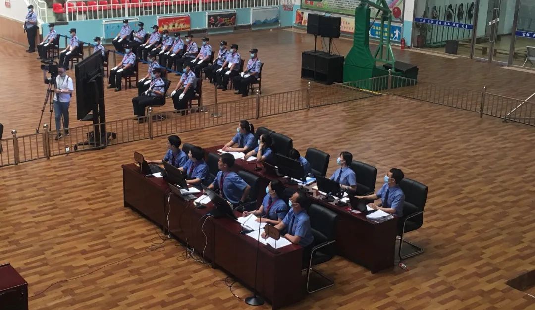 通辽黑社会"教父"级人物易连峰参加黑社会性质组织案件最新进展!