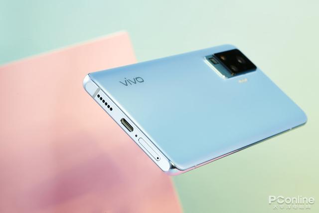 vivo x50 pro评测:超稳微云台,感光性能提升220%