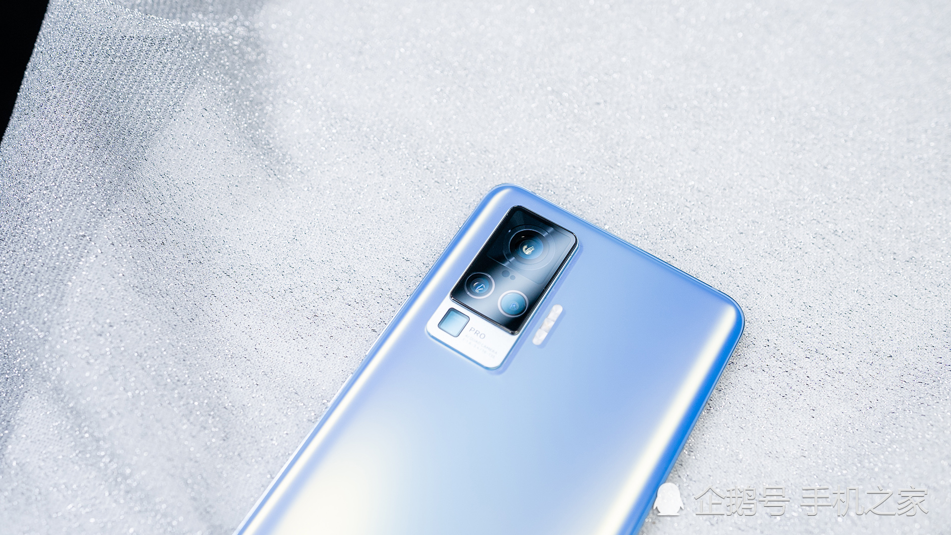 vivox50pro内置壁纸,华为mate40高清壁纸 轻薄微云台 5g旗舰vivo x50 pro图赏