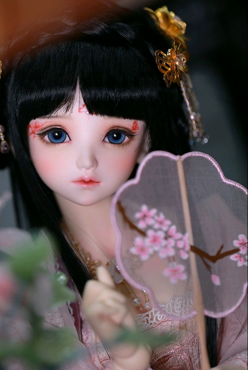 12星座古装芭比:巨蟹座是温柔皇后,双鱼美如画中仙!