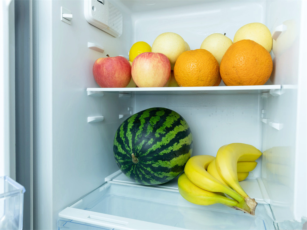 夏天不能在冰箱里储存的5种水果,放冰箱坏的更快,现在
