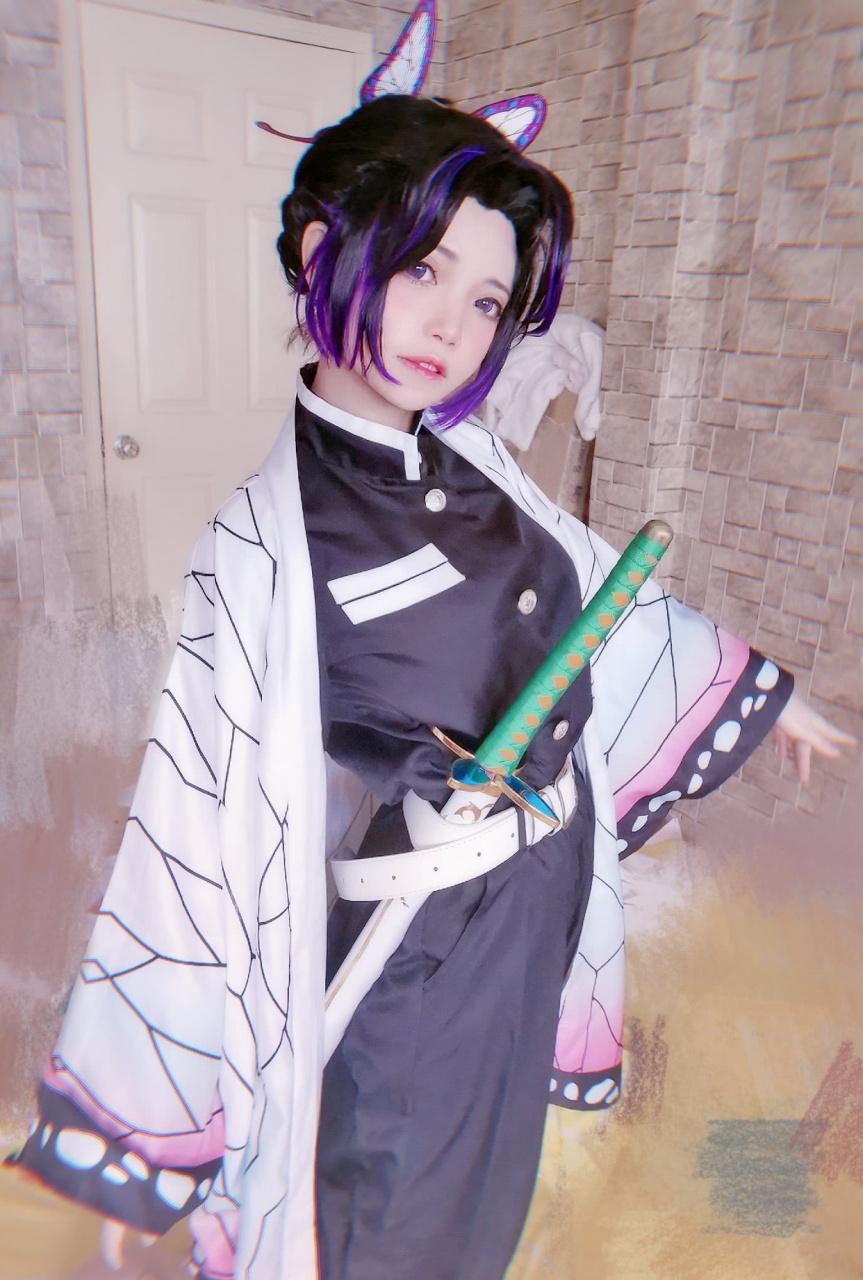 cosplay作品《鬼灭之刃》蝴蝶忍cos,你给小姐姐打几分