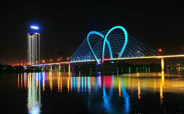 五:沈阳浑河上的南京桥(原名:工农桥)