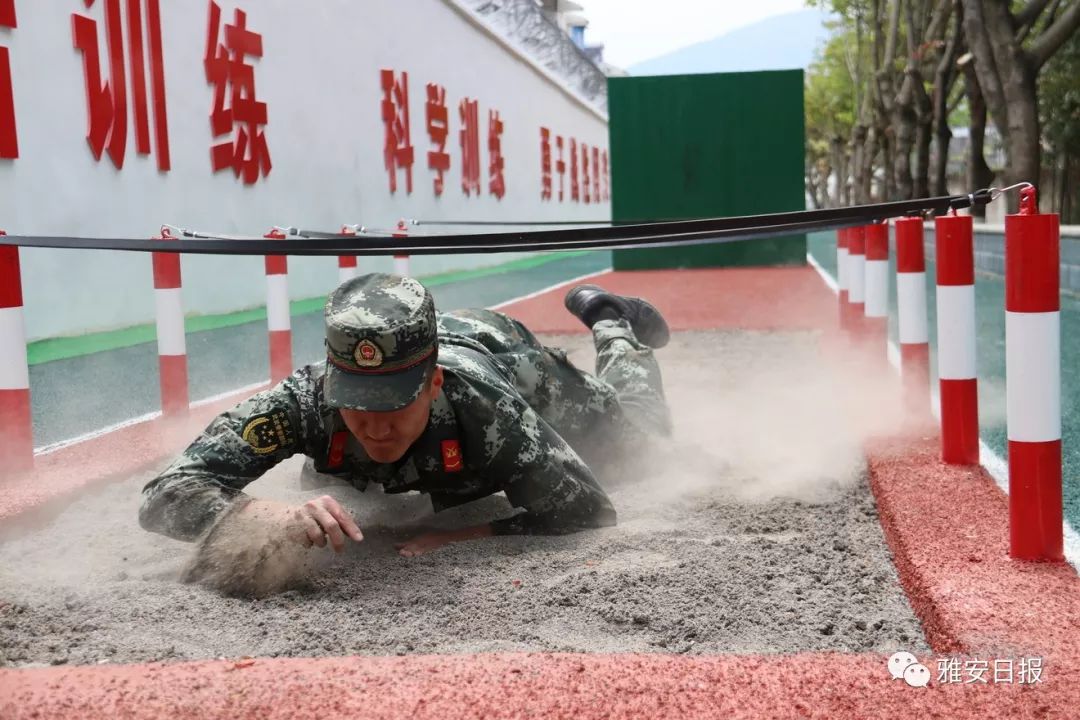 武警雅安支队汉源中队建成400米塑胶障碍场,助力官兵锤炼过硬本领