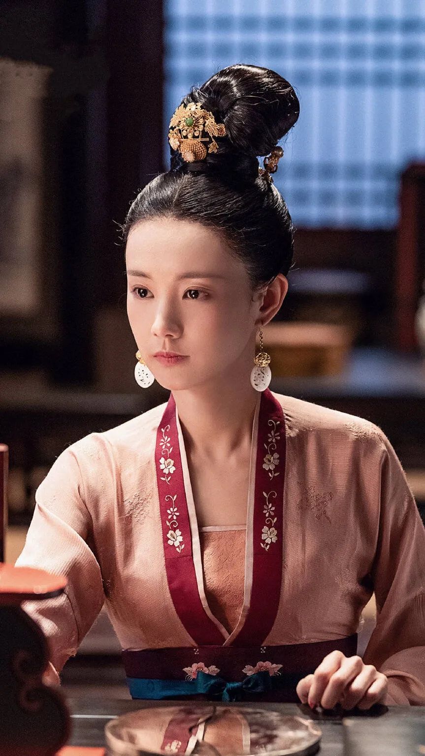 演了9部剧的女主角,虎扑直男女神,然而全网都记不住她