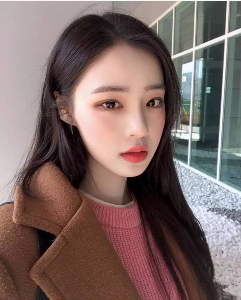 惊呆!史上最美天然母女,颜值逆天似姐妹!