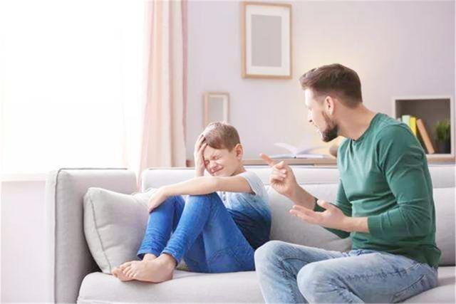 孩子不礼貌,不尊重人,讲道理屡教不改?眼光应当放在行为上