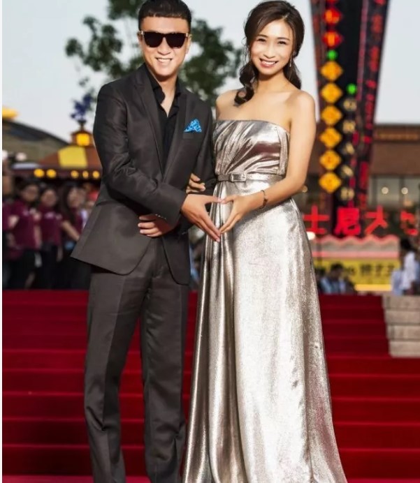 孙红雷小15岁老婆竟是她?比模特还美,红雷哥乐开了花
