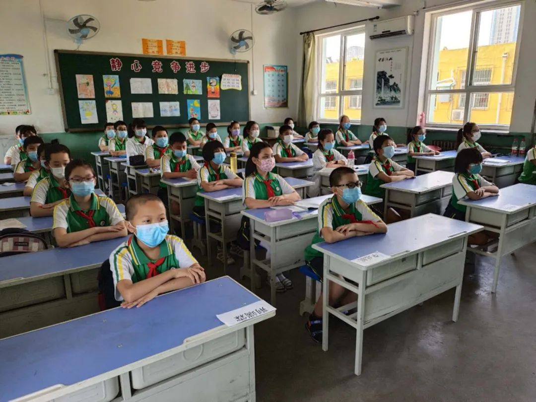 河北又一批学生今复课,小学一二三年级何时开学?