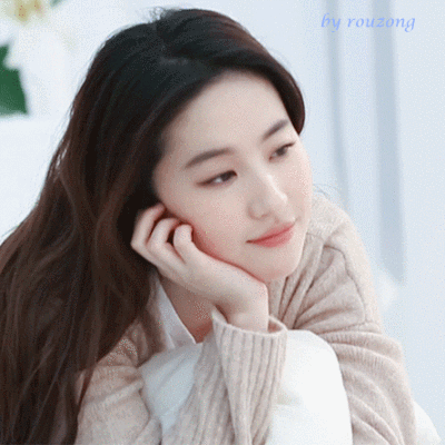 肌肤若雪,绰约若处子的神仙姐姐,自然也是