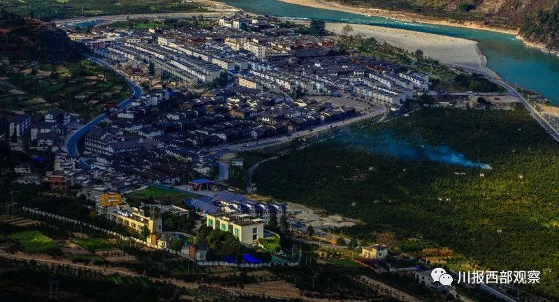 荥经县龙苍沟镇 据悉,此批乡村旅游重点村是我省贯彻落实《中共四川