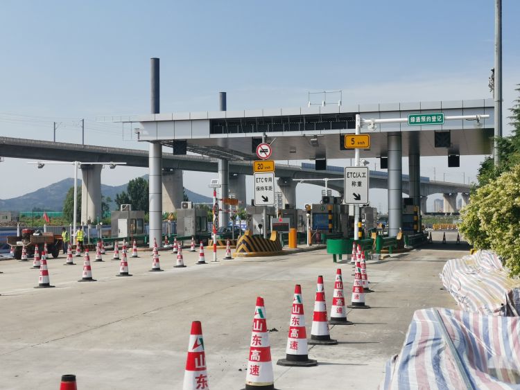 青新高速即墨西收费站工期将延长至11月底,建成后共11