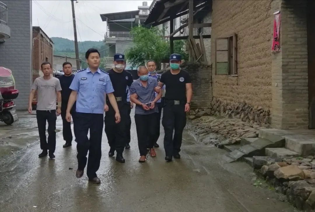 28年来,浦城县公安局换了7任局长,6任刑侦大队长,当年的办案民警有的
