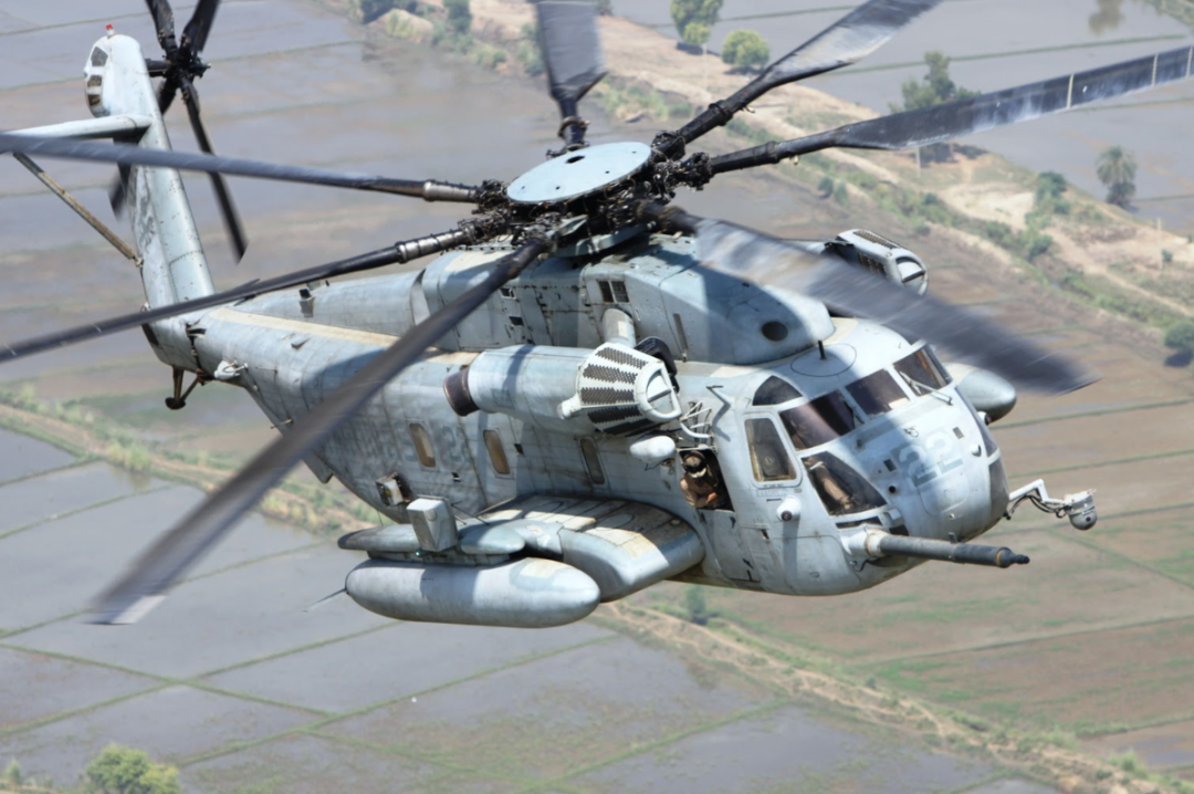 面向马润实际需求的重型两栖运输直升机:西科斯基ch-53k设计考量