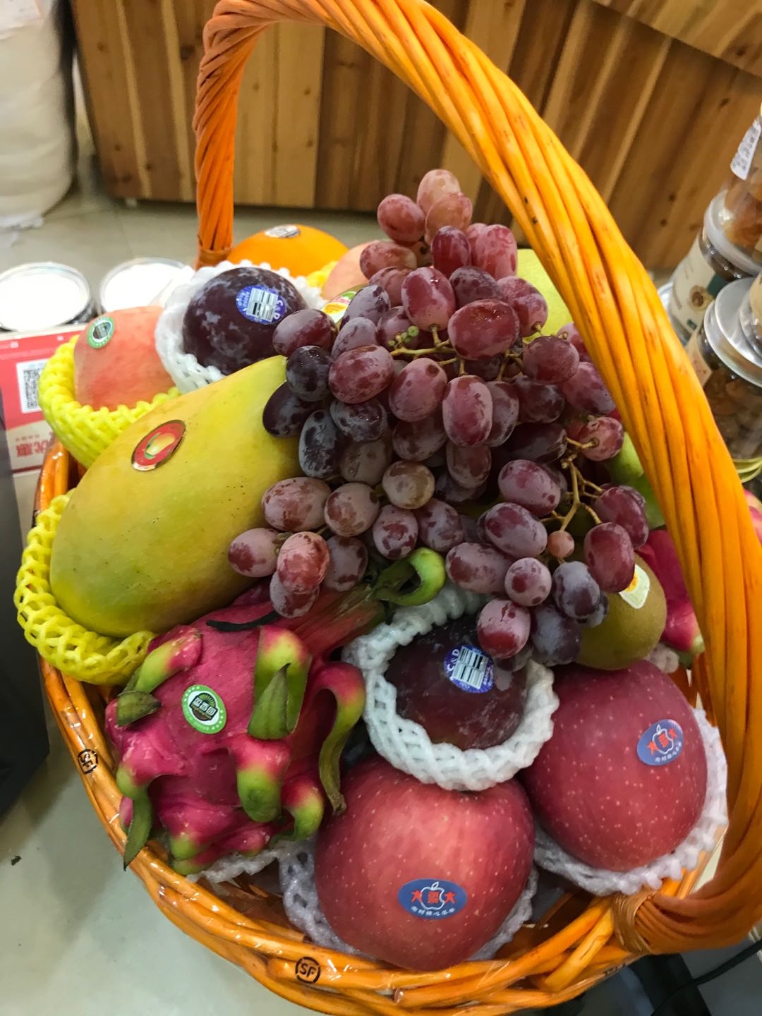 水果店的那些事儿—水果果篮