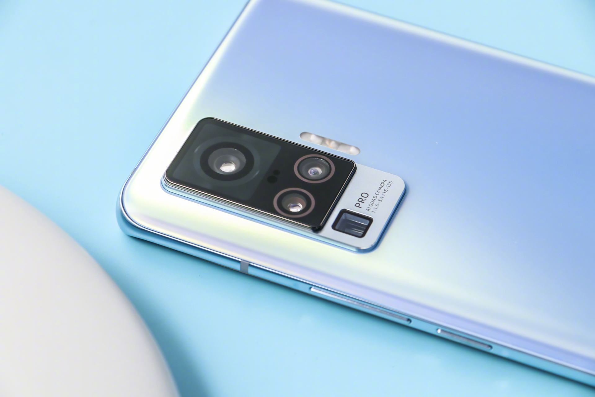 vivo x50 pro夜景样张赏析,微云台超感光主摄的确有实力