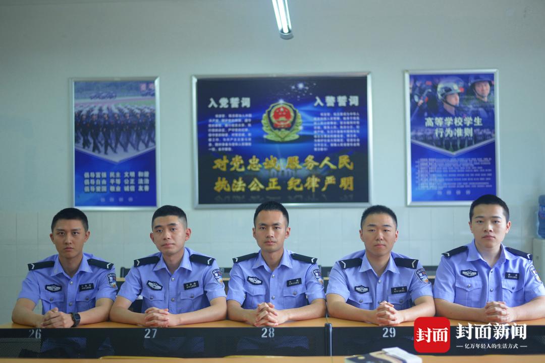 又是一年毕业季,四川警察学院再现 "学霸宿舍",来自同一寝室,同一