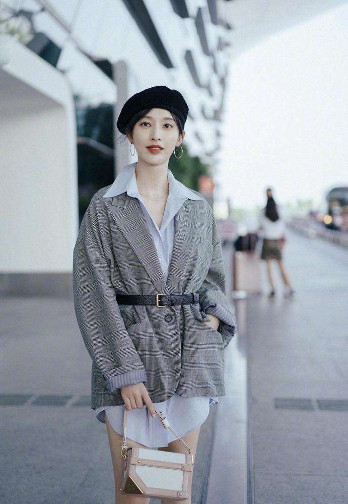 张俪,心花怒放,男人装