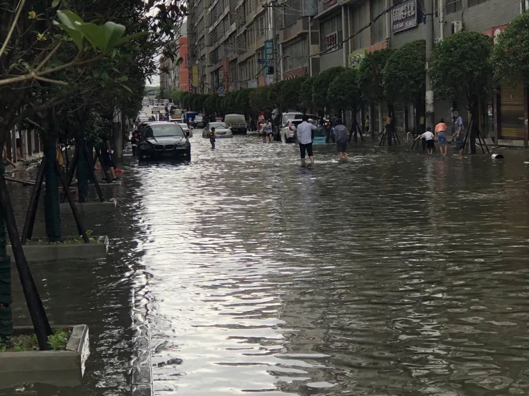 【关注】强降雨来袭,安顺多地受灾,人保已就位