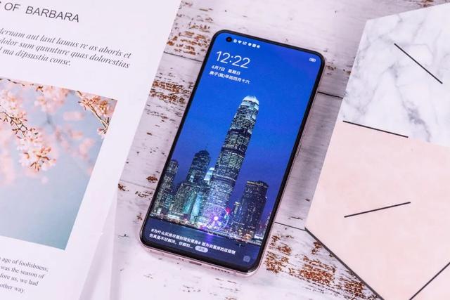 x50vivo图片,vivox50参数报价 vivo x50测评:摄像头搭载黑科技,或将坐实年度影像机皇