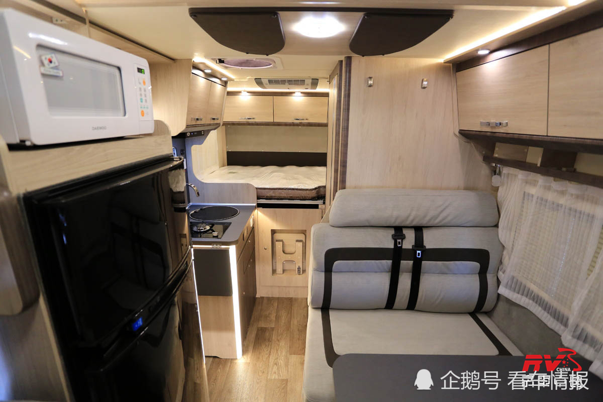 亚特房车定制版依维柯c型房车 55.88万起