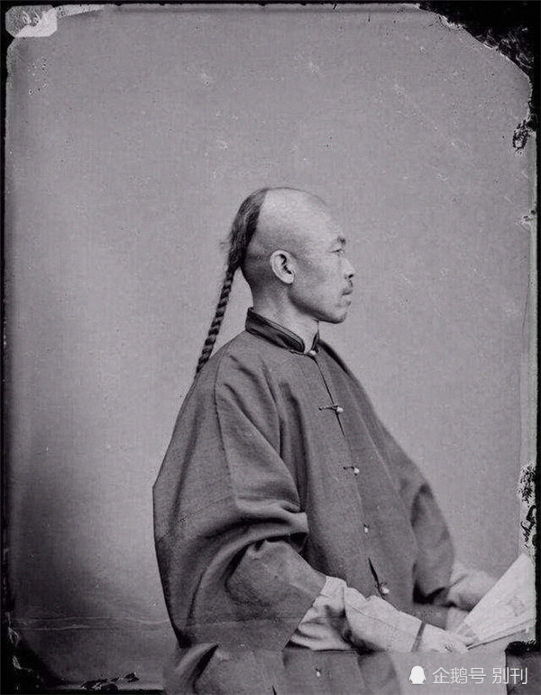 100多年前的清朝人,拍照姐妹,吃饭男子,出宫宫女,李莲英养生