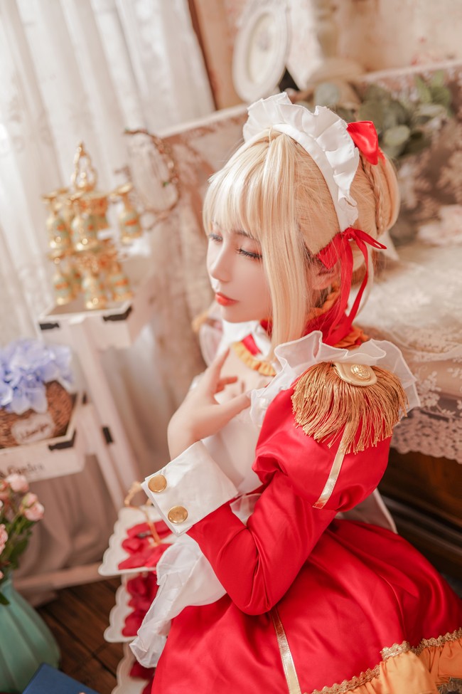 尼禄·克劳狄乌斯cosplay正片,水友:吾王穿上女仆装