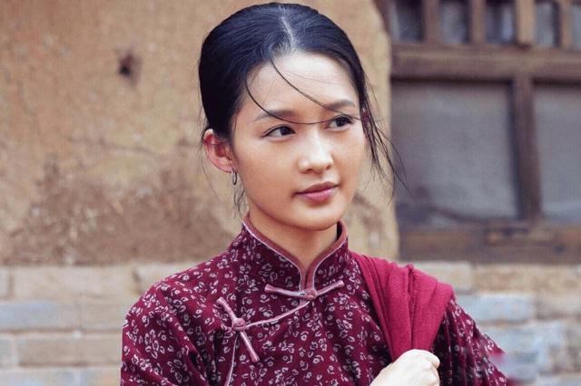 《白鹿原》2次被编辑删减,陈忠实狂赚455万,却拒绝港商千万稿酬