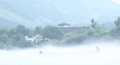 看桃花潭龙舟赛,诗画山水里乘风破浪,这个端午才叫节!