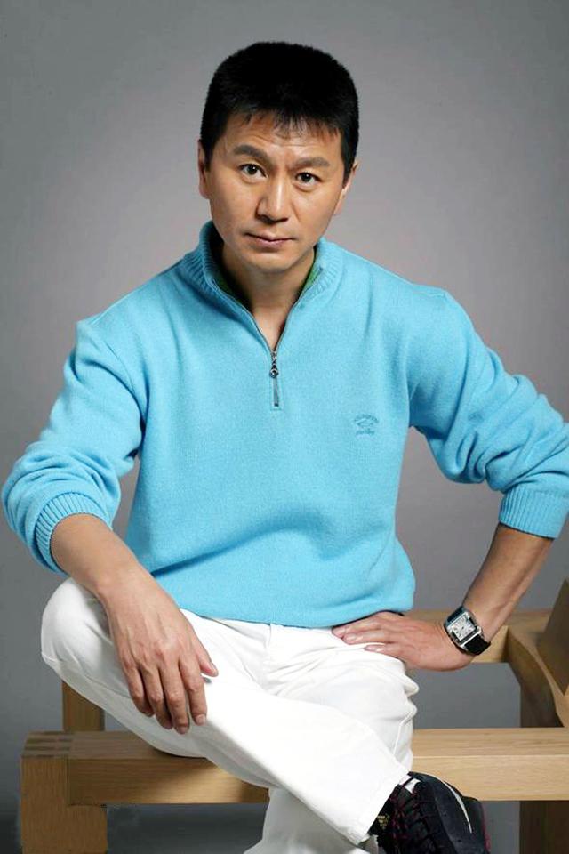 盘点:从黑土地齐齐哈尔走出来的3位男演员,个个名震全国