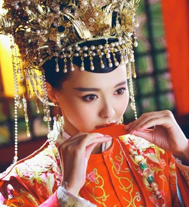 古代传奇女子,能力堪比武则天和慈禧,但好色程度远在她们之上