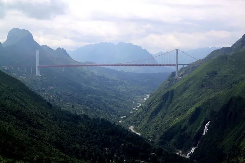 关岭,花江大峡谷,坝陵河大桥,红崖天书
