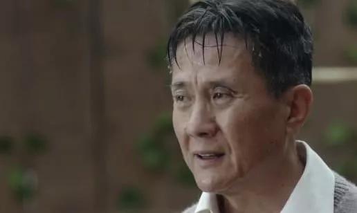 《人民的名义》为什么总是出现高育良锄地情形,这里面