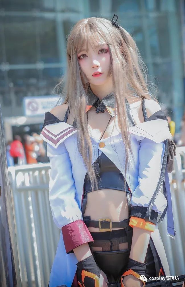 cos:少女前线,会努力好好表现的小姐姐