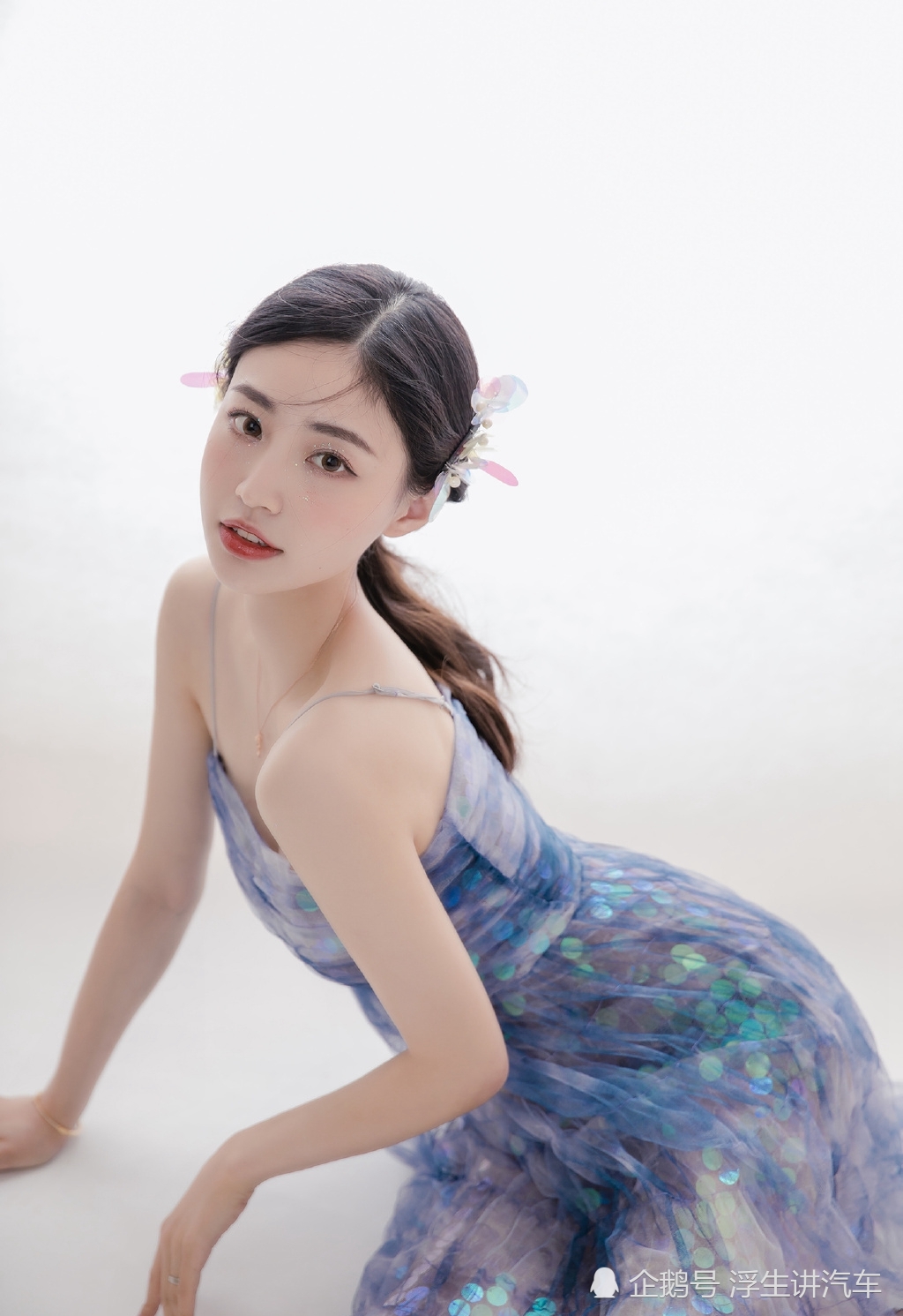 亮片裙,美女性感写真好身材,壁纸图