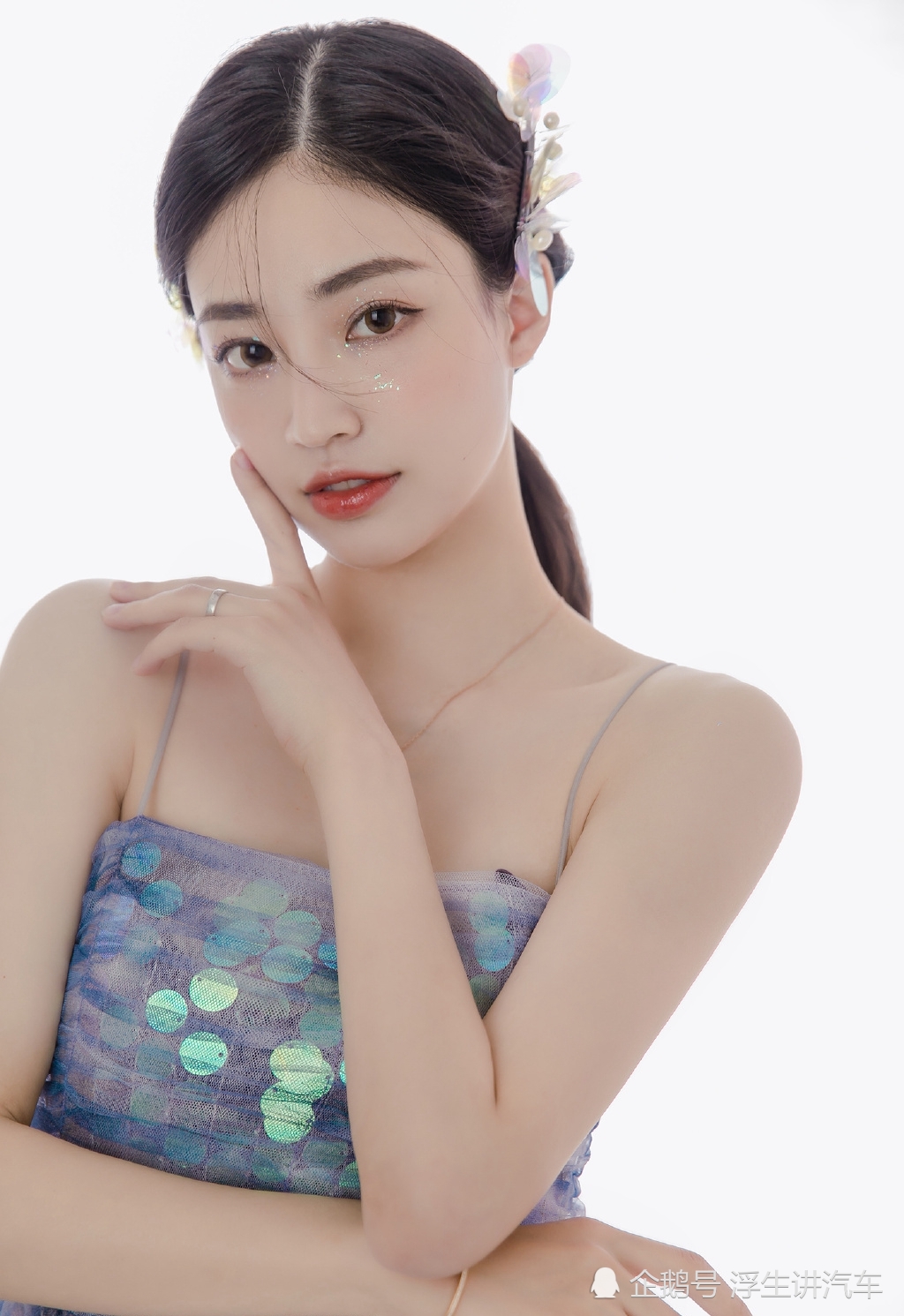 亮片裙,美女性感写真好身材,壁纸图