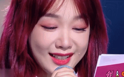 限定团火箭少女解散,杨超越哭着说告别!