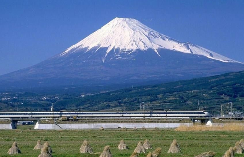 世界第一条高铁,东海道新干线,日本新干线铁路,日本高速铁路,日本第一