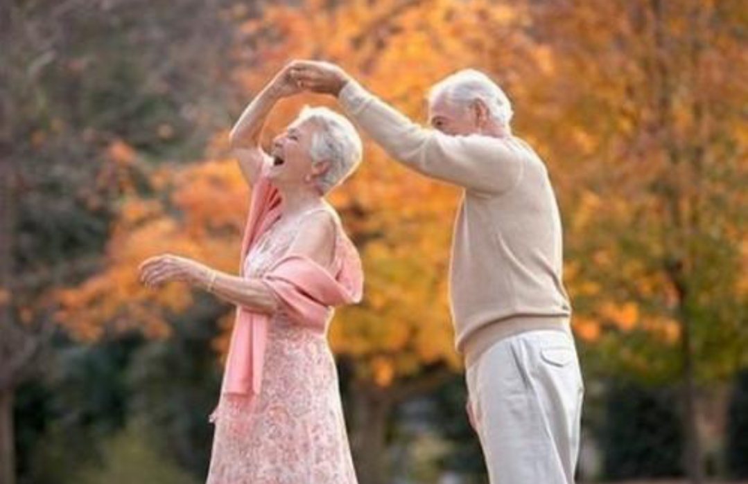 为什么夫妻老了以后,很多都是男人先去世?她们说出了隐情