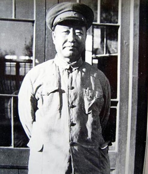 红军和八路军他都没当过,55年只是军长,为何被授上将军衔?