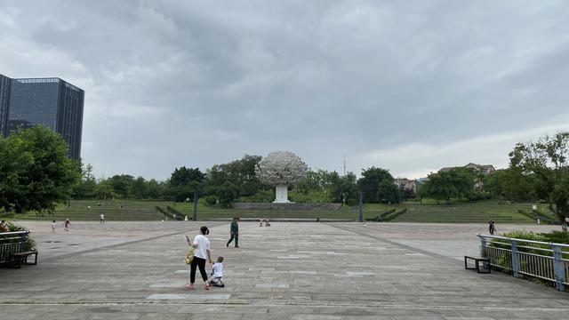 藏在重庆大学城中心的公园,占地面积240000㎡,却很少有人前往