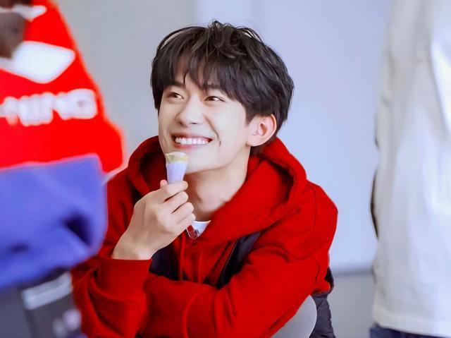 易烊千玺自创新词