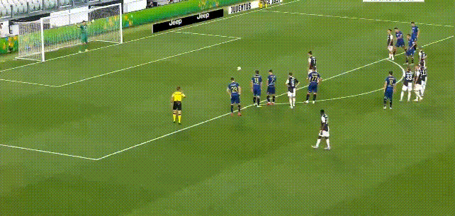 c罗造点!助攻迪巴拉连场破门,莱切老将染红,尤文大胜有望冲击9连冠