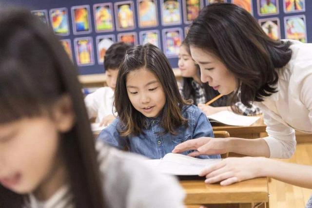 孩子上不上兴趣班,三个方面可能有差异,不出十年往往就看出来了