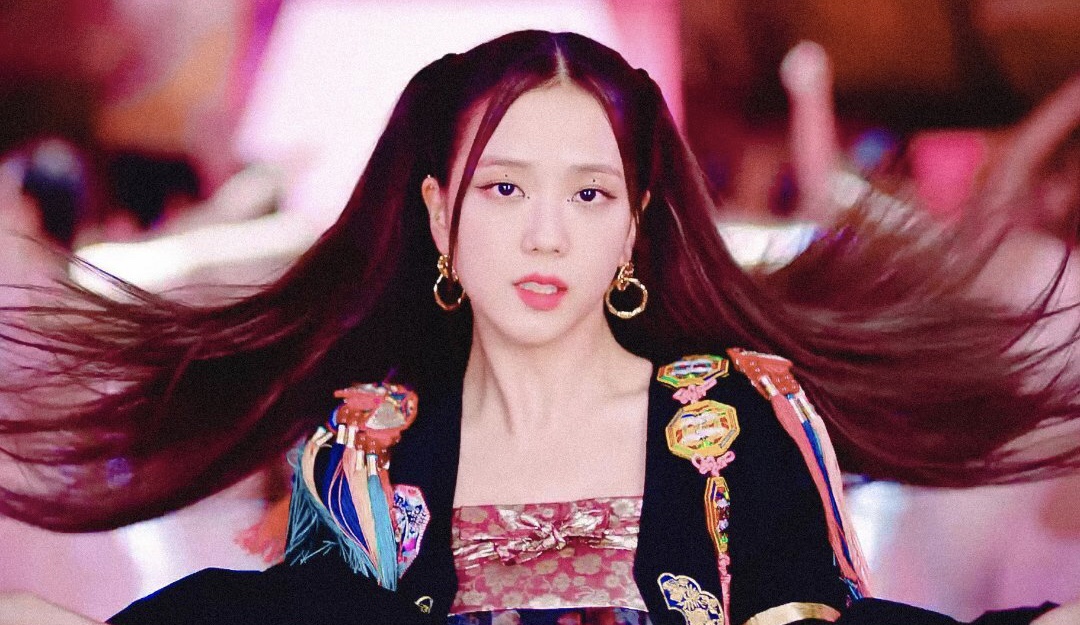 blackpink新歌mv惊艳瞬间,超飒回归造型也被四位完美消化