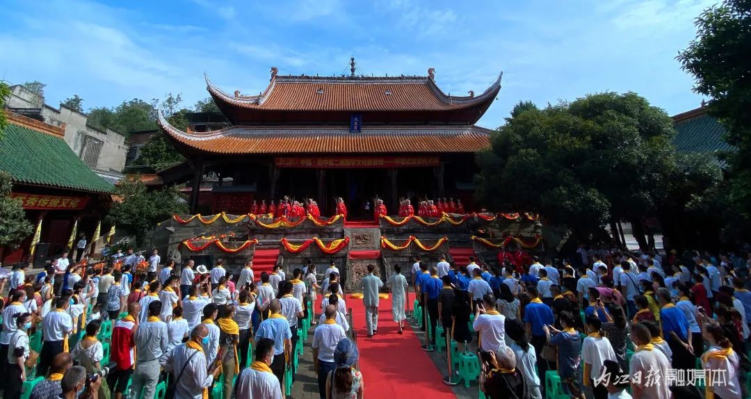 昨天,内江这里上演一场穿越千年的对话!