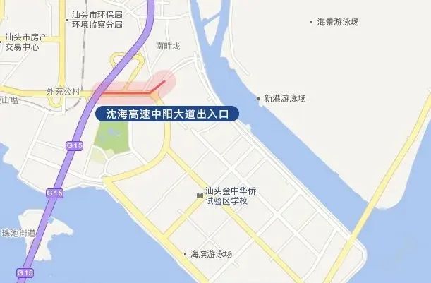 目前,项目圆盘路段,中阳大道段路中央均已围挡,进行封闭施工, 项目