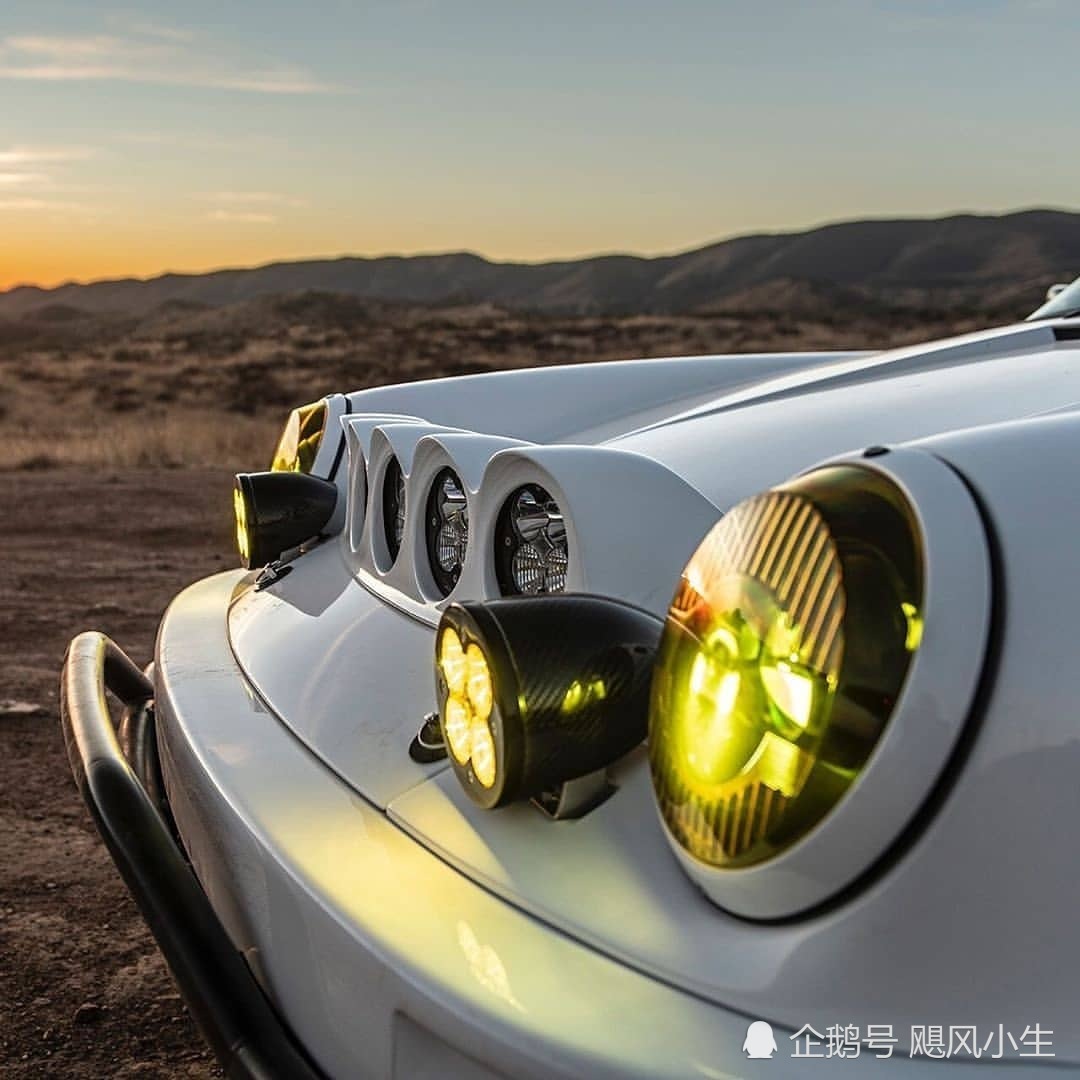 改装的911跑车,沙漠中的越野车