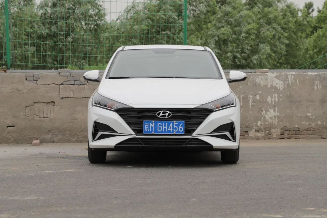 北京现代悦纳试驾:8万出头自动挡合资车,没什么短板,香不香?