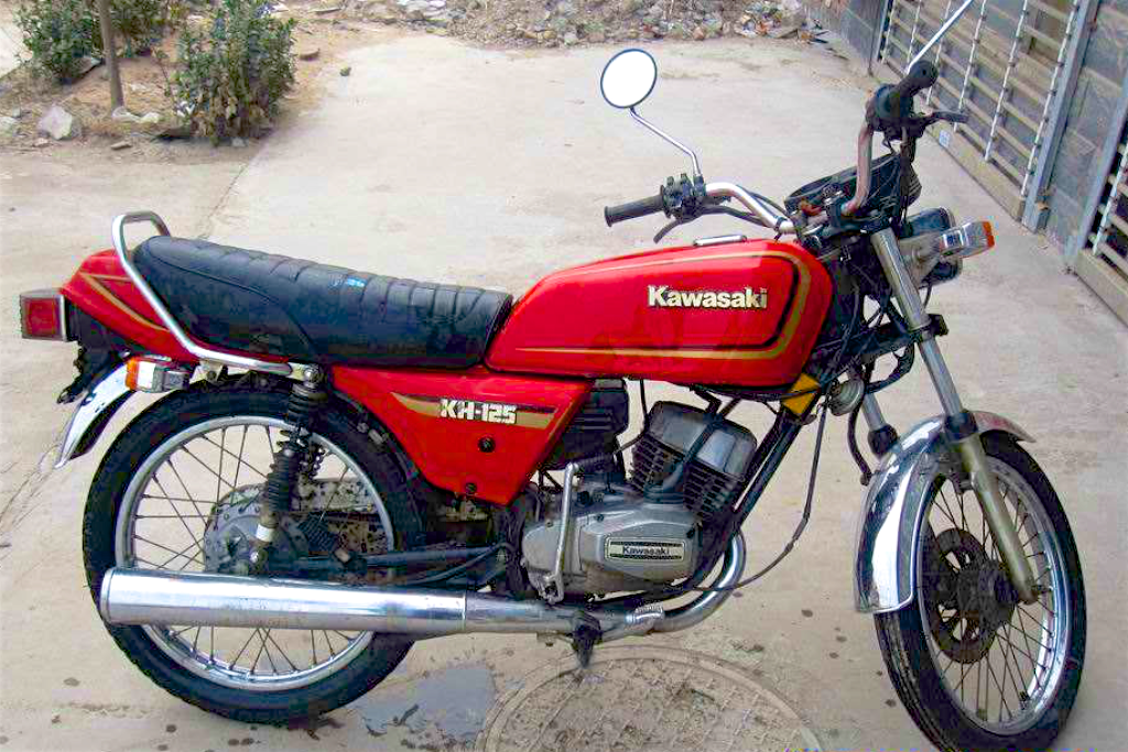 【kawasaki「川崎牌」125车型】《日本原装两轮摩托车,1980年代.